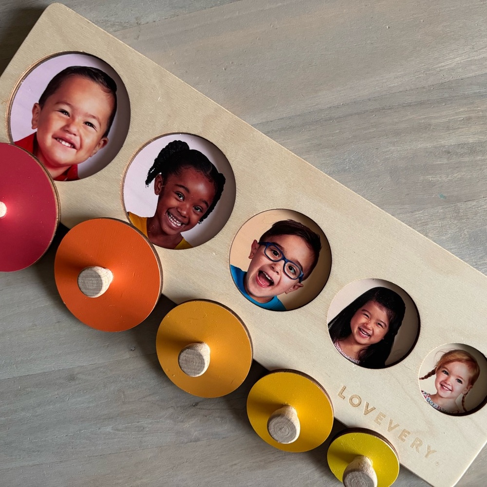 Lovevery - 13-15MO Circle of Friends Puzzle from The Babbler Play Kit.